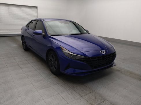 Used 2023 Hyundai Elantra SEL FWD image 13