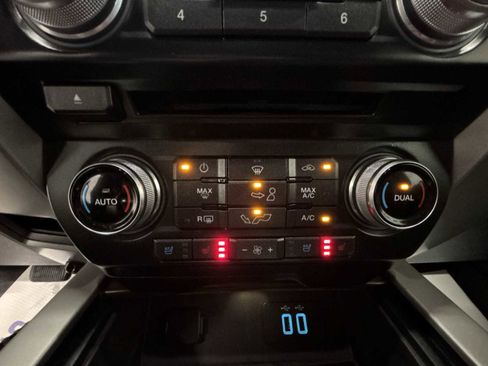 Used 2016 Ford F150 Lariat w/ Equipment Group 502A Luxury image 16