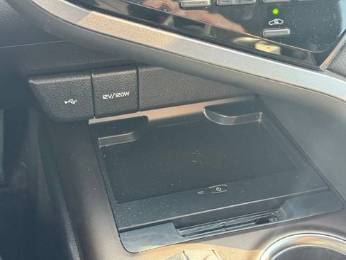 Used 2022 Toyota Camry XSE FWD image 22