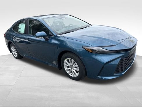New 2026 Toyota Camry LE image 6