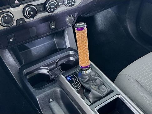 Used 2017 Toyota Tacoma SR5 w/ Tow Package image 16