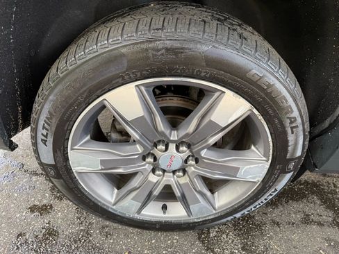 Used 2019 GMC Acadia SLT w/ LPO, Floor Liner Package image 51
