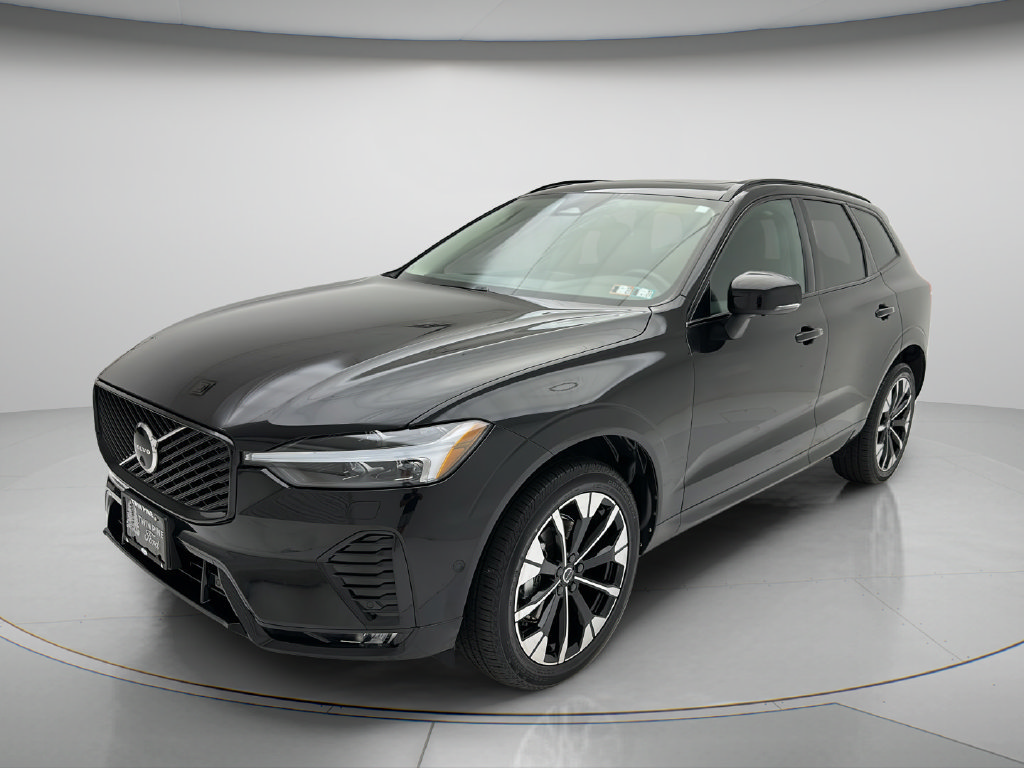 Used 2026 Volvo XC60 B5 Plus AWD/4WD image 3