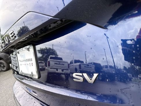 Used 2024 Nissan Rogue SV FWD image 5