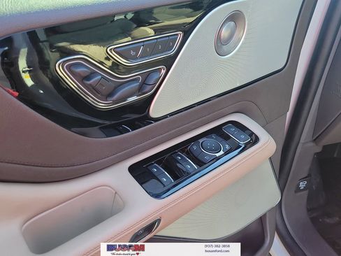 Used 2023 Lincoln Aviator Reserve w/ Equipment Group 201A image 20