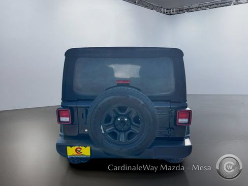 Used 2018 Jeep Wrangler Unlimited Sport S AWD/4WD image 5