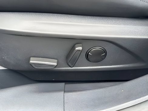 Used 2023 Ford Mustang Mach-E Select RWD image 11