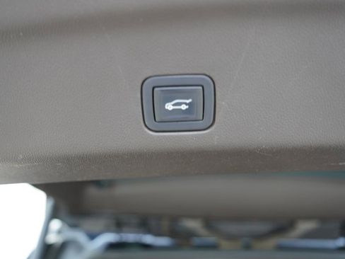 Used 2022 Chevrolet Tahoe LT w/ LT Signature Package AWD/4WD image 24