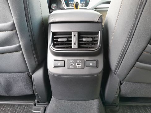 Used 2024 Subaru Outback Wilderness AWD/4WD image 34