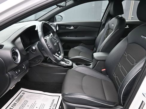 Used 2023 Kia Forte GT-Line image 11