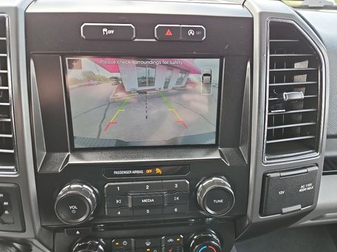 Used 2017 Ford F150 XLT w/ Equipment Group 302A Luxury AWD/4WD image 22