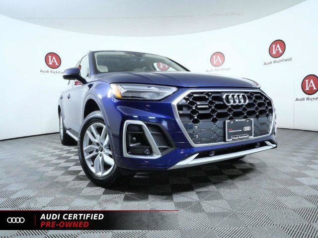 Certified 2023 Audi Q5 2.0T Premium w/ Convenience Package AWD/4WD image 2