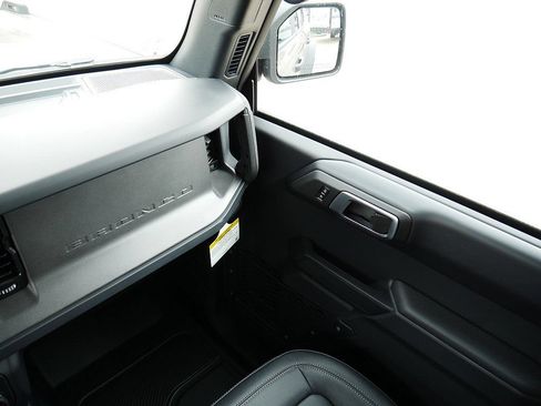New 2026 Ford Bronco Badlands AWD/4WD image 25