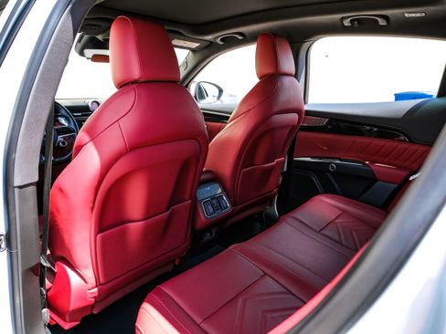 Used 2023 Maserati Grecale Modena image 42