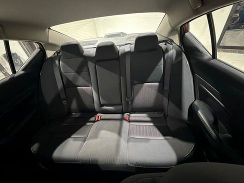 Used 2025 Nissan Altima 2.5 SV FWD image 18