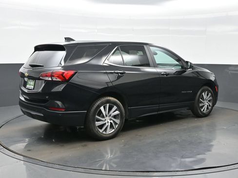 Used 2022 Chevrolet Equinox LT FWD image 8