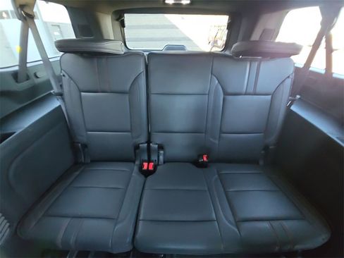 Used 2023 Chevrolet Suburban RST image 16