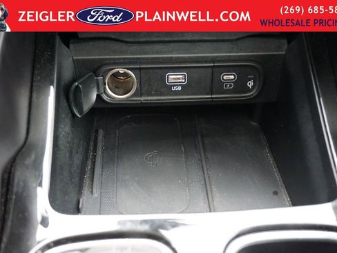 Used 2025 Kia Telluride S AWD/4WD image 26