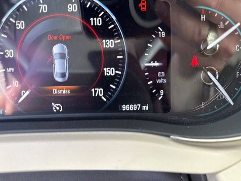 Used 2014 Buick LaCrosse Leather FWD image 8