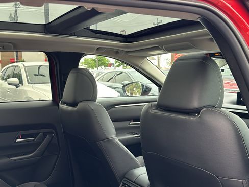 Used 2025 MAZDA CX-50 AWD 2.5 S w/ Weather Package image 21