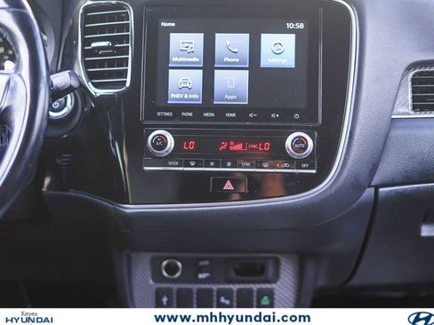 Used 2022 Mitsubishi Outlander LE AWD/4WD image 13