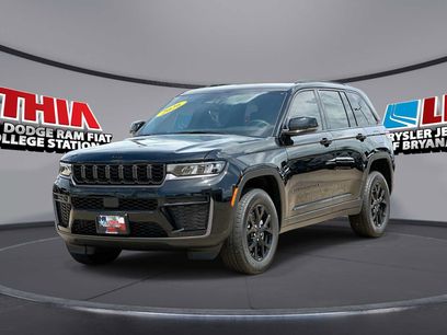 New 2026 Jeep Grand Cherokee Altitude