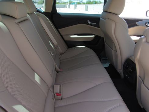 Certified 2025 Acura TLX w/ Technology Package image 12