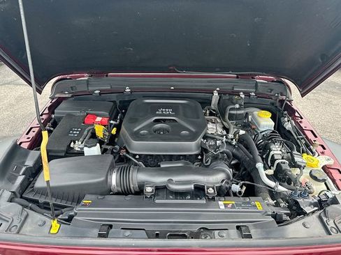 Used 2022 Jeep Wrangler Sport image 29