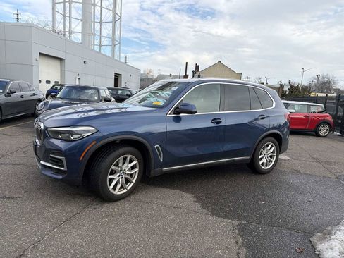 Certified 2023 BMW X5 xDrive40i w/ Premium Package image 4