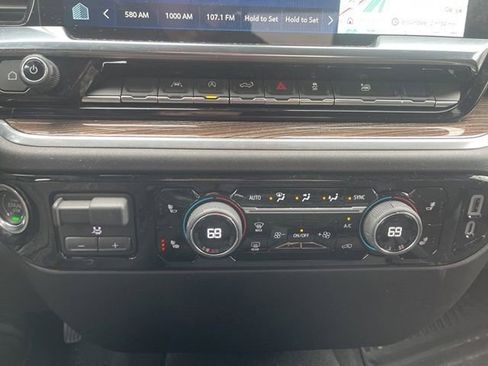 Used 2026 Chevrolet Silverado 1500 LT image 18