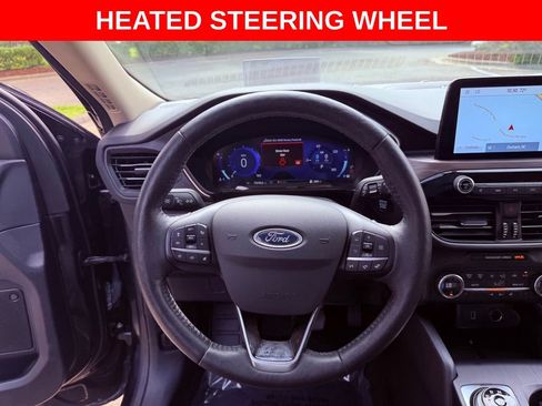Used 2020 Ford Escape Titanium w/ Titanium Premium Package 2.0 FWD image 13