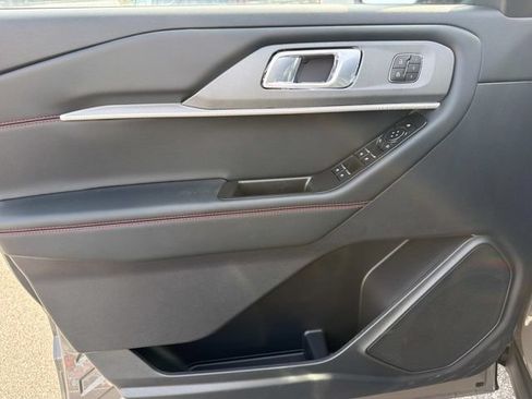 New 2026 Ford Explorer ST-Line w/ ST-Line Street Pack RWD image 22