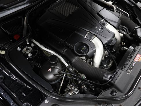 Used 2013 Mercedes-Benz SL 550 image 18