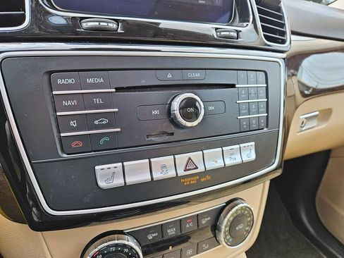 Used 2017 Mercedes-Benz GLE 350 4MATIC image 30