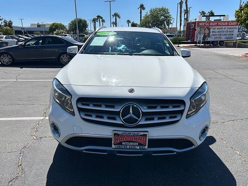 Used 2019 Mercedes-Benz GLA 250 w/ Convenience Package image 2