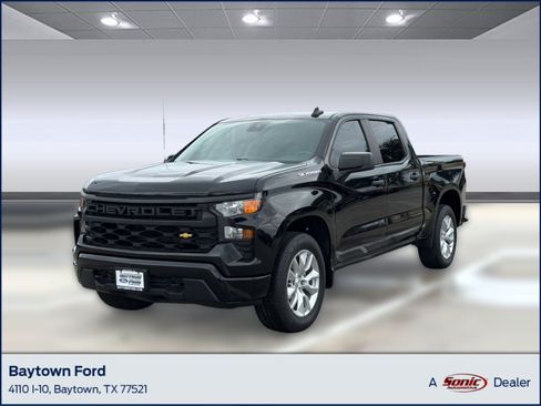 Used 2024 Chevrolet Silverado 1500 Custom RWD image 1