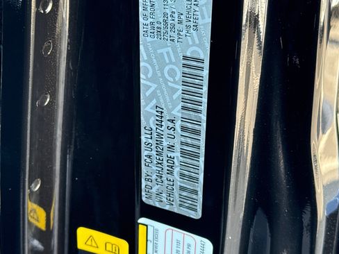 Used 2021 Jeep Wrangler Unlimited Sahara image 29