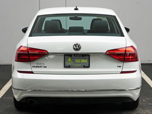 Used 2016 Volkswagen Passat 1.8T SE FWD image 46