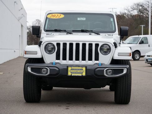 Used 2022 Jeep Wrangler Unlimited Sahara w/ Cold Weather Group image 8