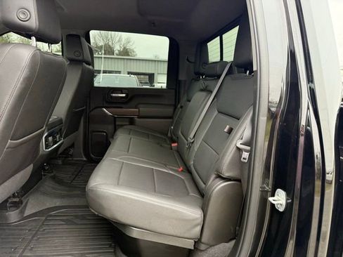Used 2022 GMC Sierra 2500 SLT w/ SLT Premium Package image 23