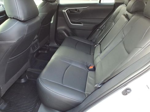 New 2025 Toyota RAV4 LE image 5