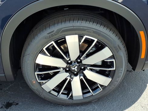 New 2026 Mitsubishi Outlander SE FWD image 11