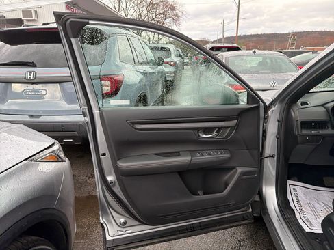 Used 2024 Honda CR-V Sport image 15
