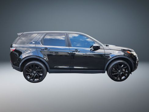 Used 2015 Land Rover Discovery Sport HSE AWD/4WD image 2