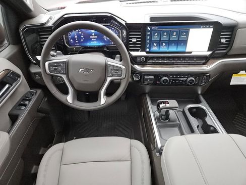 New 2026 Chevrolet Silverado 1500 RST w/ Z71 Off-Road Package image 9