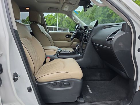 Used 2022 Nissan Armada Platinum w/ Captain's Chairs Package RWD image 43