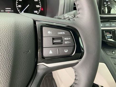 New 2026 Honda Odyssey EX-L image 12