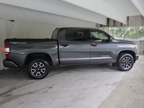 Used 2019 Toyota Tundra SR5 w/ TRD Off Road Package AWD/4WD image 4