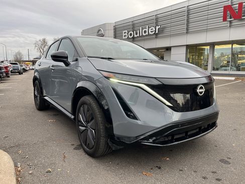 Used 2023 Nissan Ariya AWD image 2