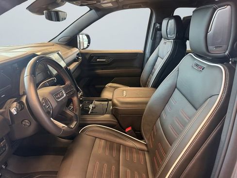 Used 2025 GMC Yukon XL AT4 Ultimate AWD/4WD image 9